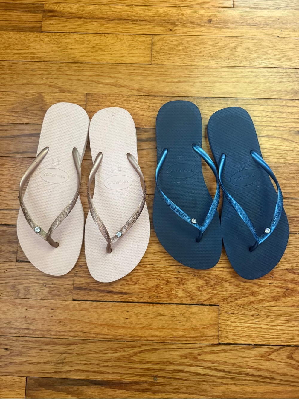 2x Havaianas Crystal Flip Flops - Blush Pink(New) & Navy Blue Size 41/42 10/11